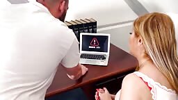 JacquieEtMichelTV Zelhia Thanks Her Savior In A Tough Way 23 07 2025